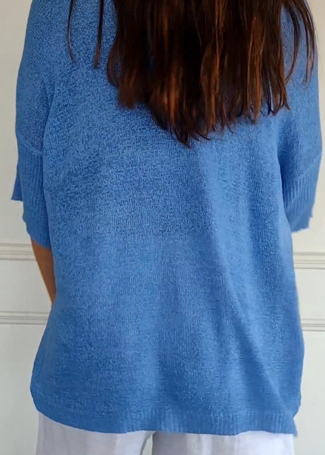 Liora | V-Neck Twist Top