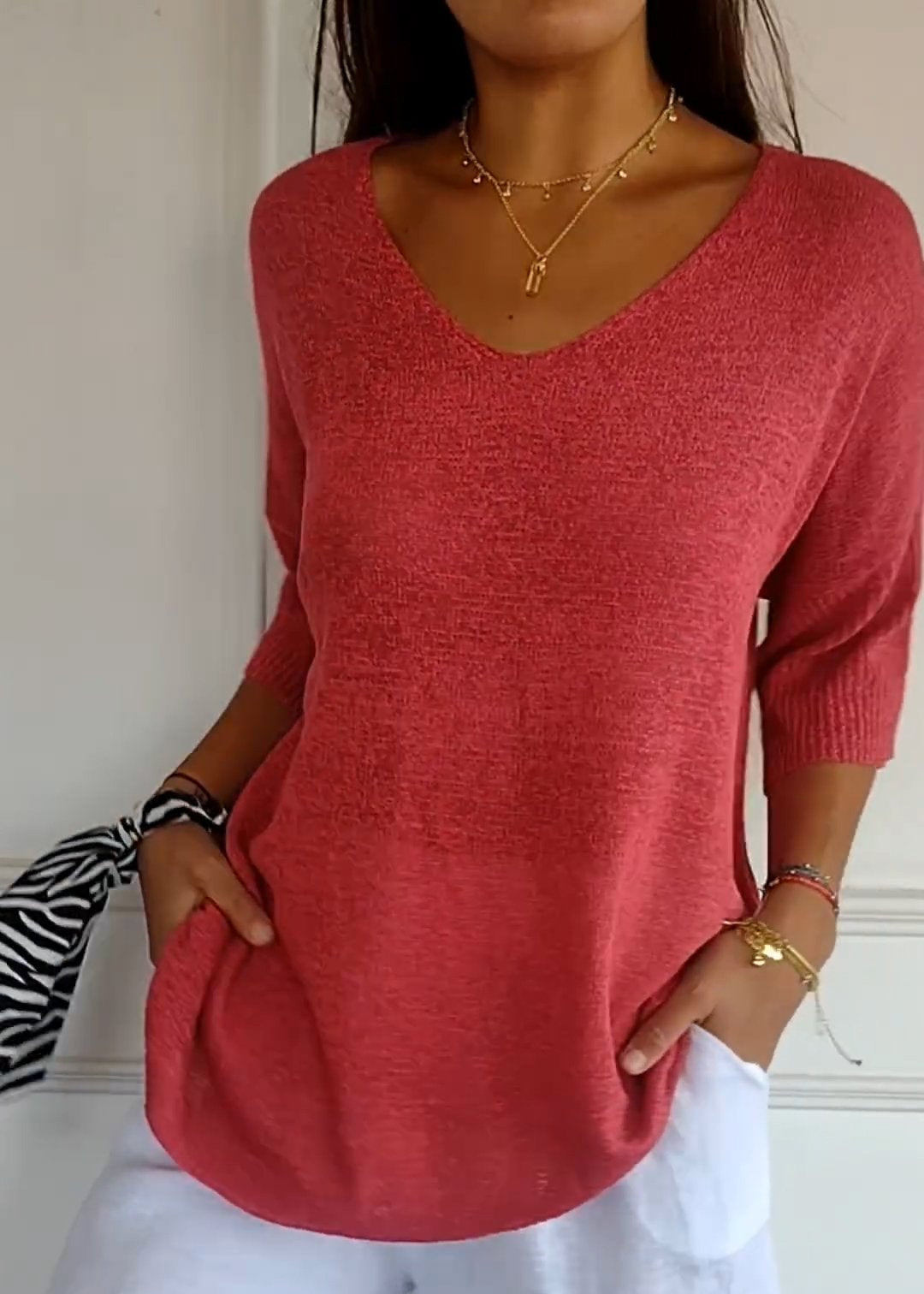 Liora | V-Neck Twist Top