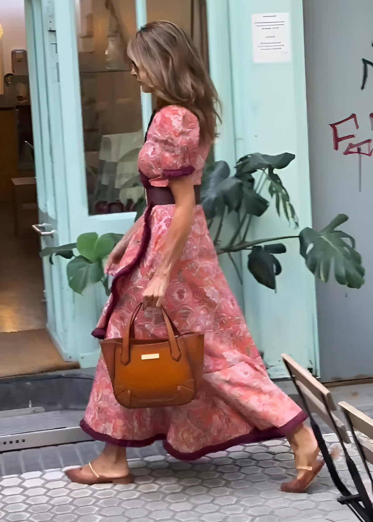 Elegant Pink Maxi Dress with Short Sleeves